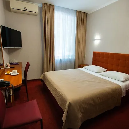 Grand Christer * Kyiv
